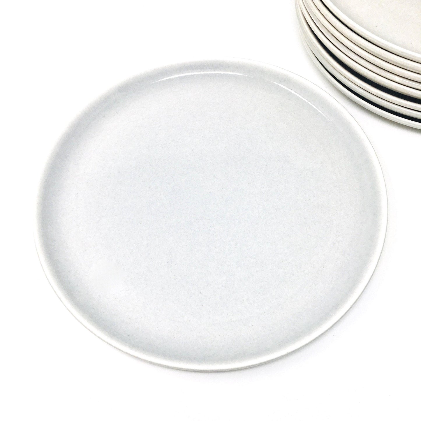 Russel Wright American Modern | Dinner Plate Granite Gray | Steubenville Pottery, 1939-1959