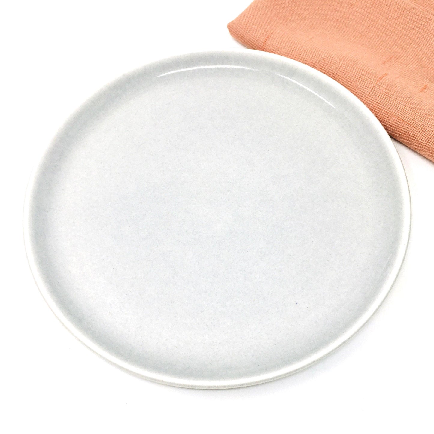 Russel Wright American Modern | Dinner Plate Granite Gray | Steubenville Pottery, 1939-1959