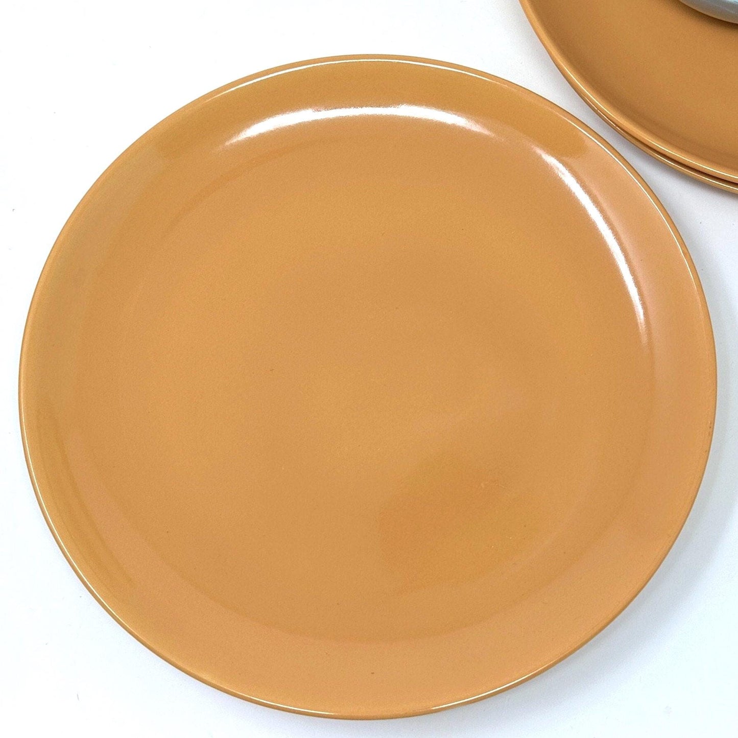 Russel Wright Cantaloupe Dinner Plate |  Iroquois Casual China